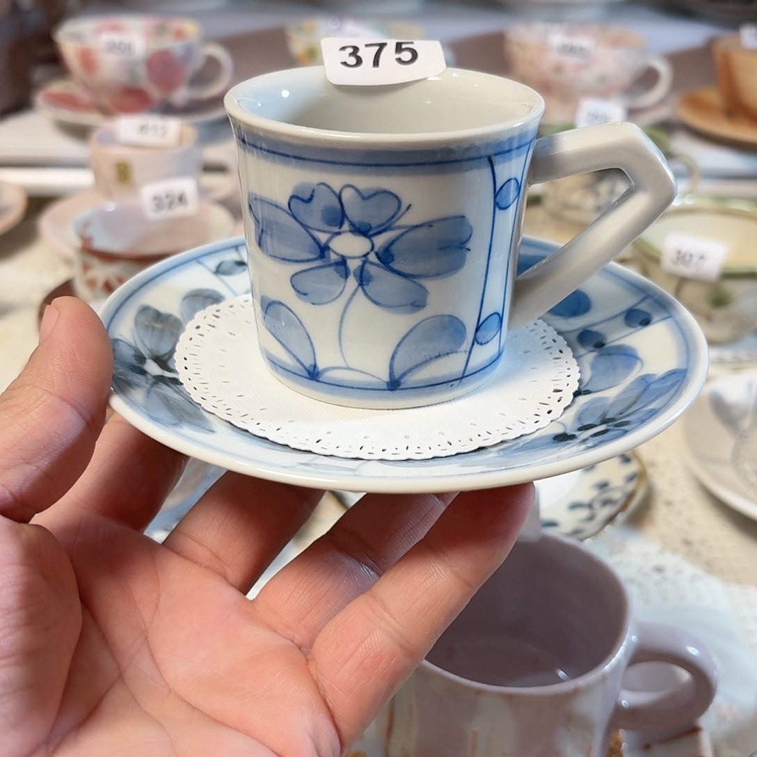 瓷片日本进口咖啡店，日本进口咖啡