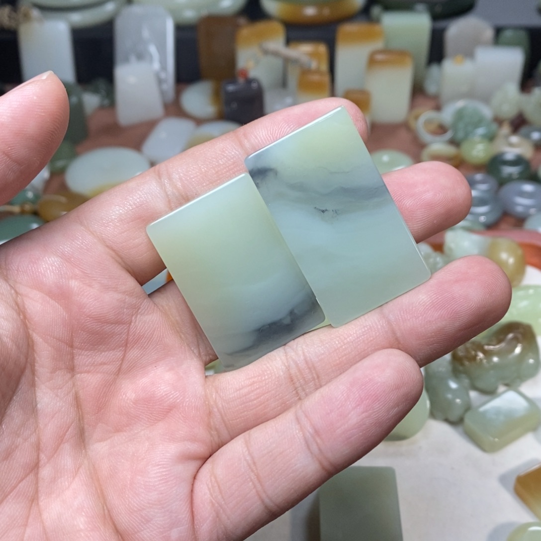 和田玉吊坠(不含链)未镶嵌笑**啦
