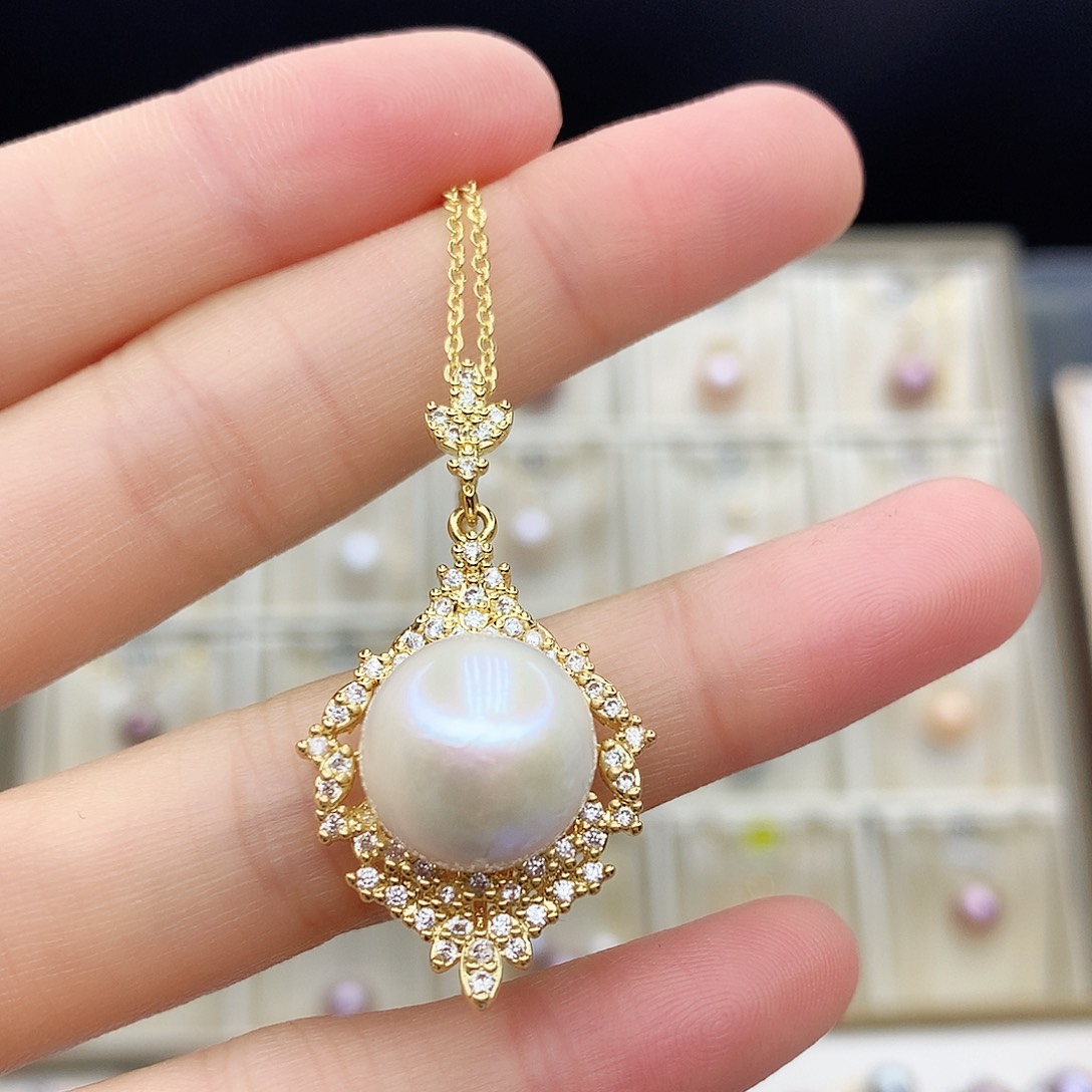 淡水珍珠颈饰合金