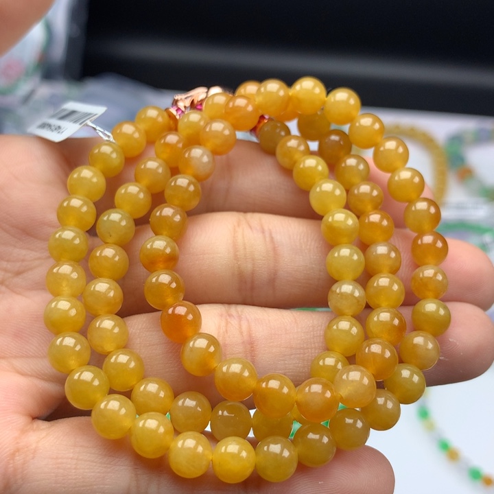 翡翠手镯未镶嵌卡