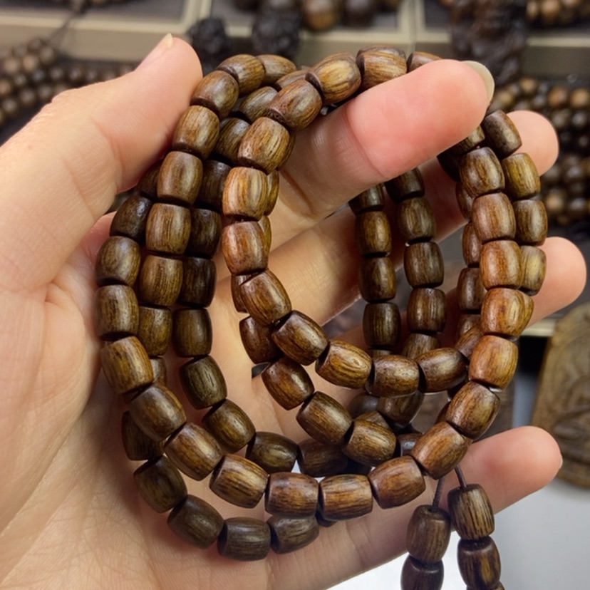 【闪购商品】沉香手串橘**合富森红土