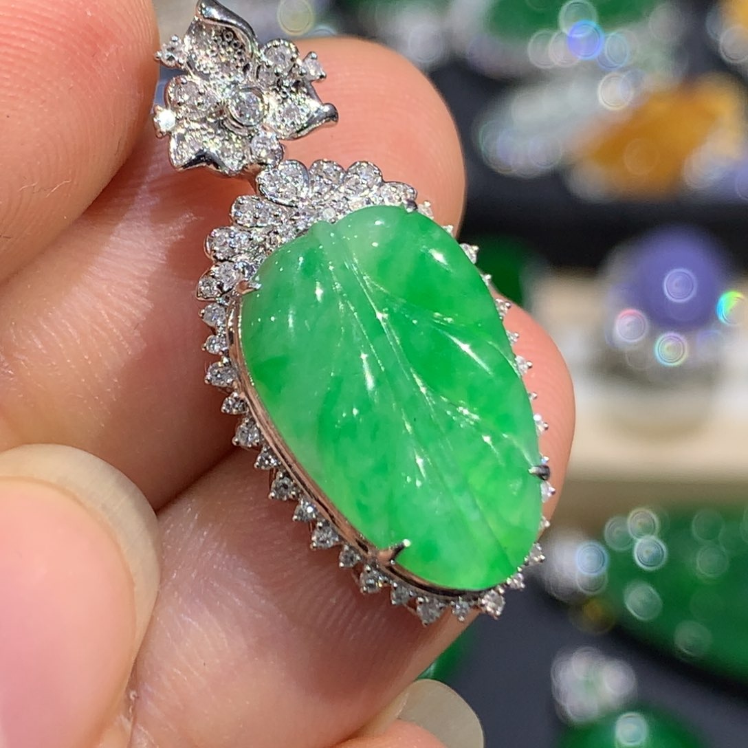 翡翠颈饰18K金镶嵌8、