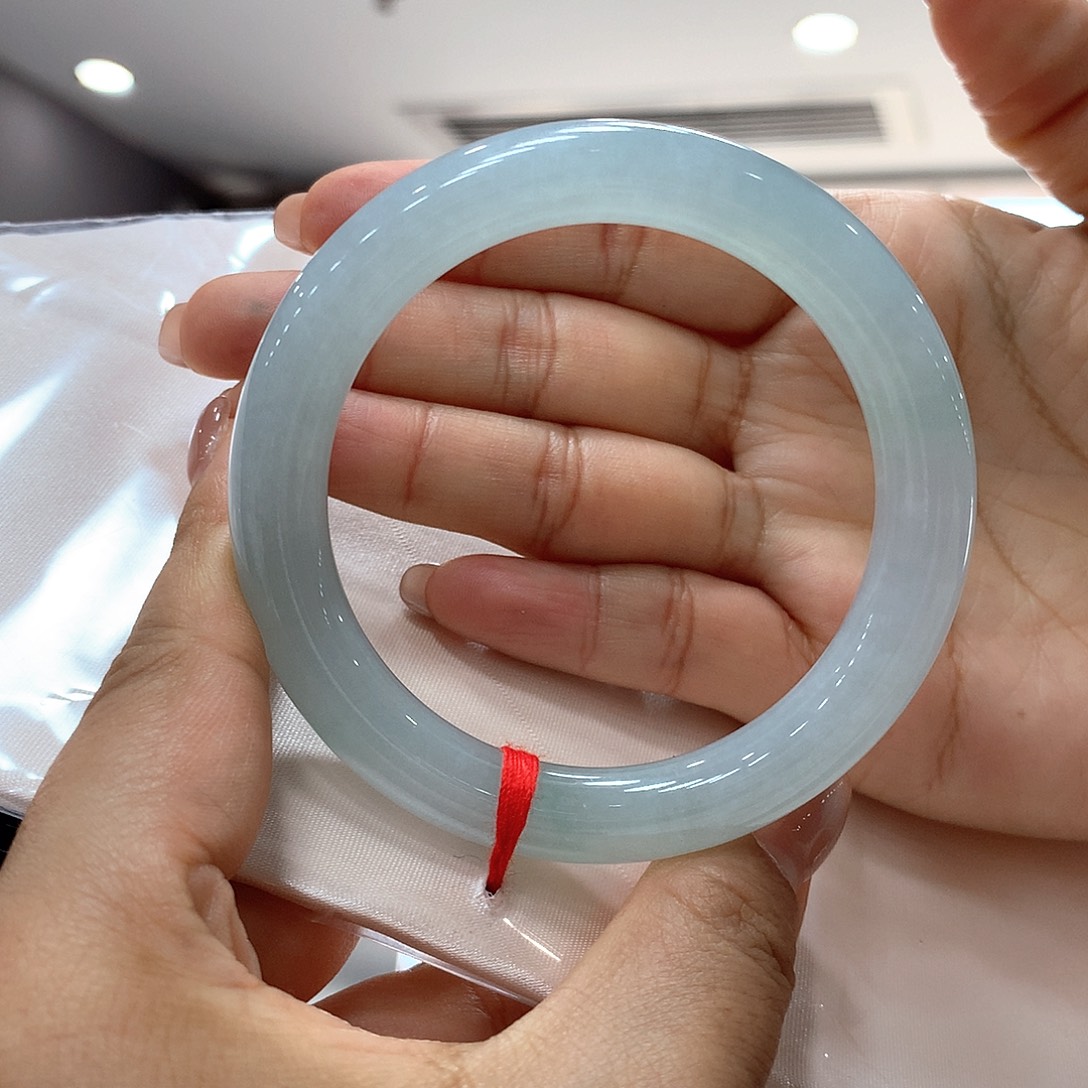 翡翠未镶嵌手镯买断