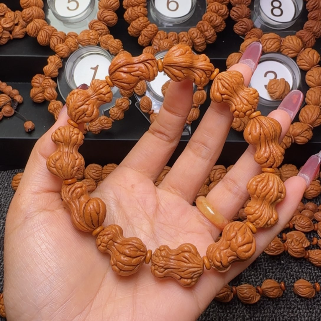 睛***李手串文玩核桃葫芦手串