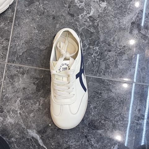 休闲运动的休闲鞋