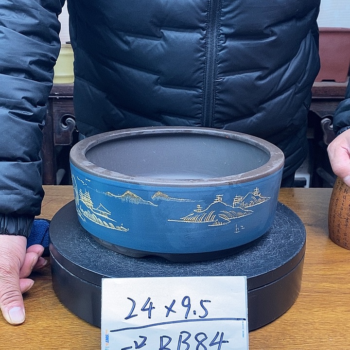 紫砂花盆货号一只BB84