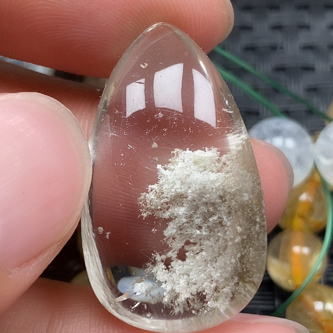 水晶颈饰未镶嵌独**二