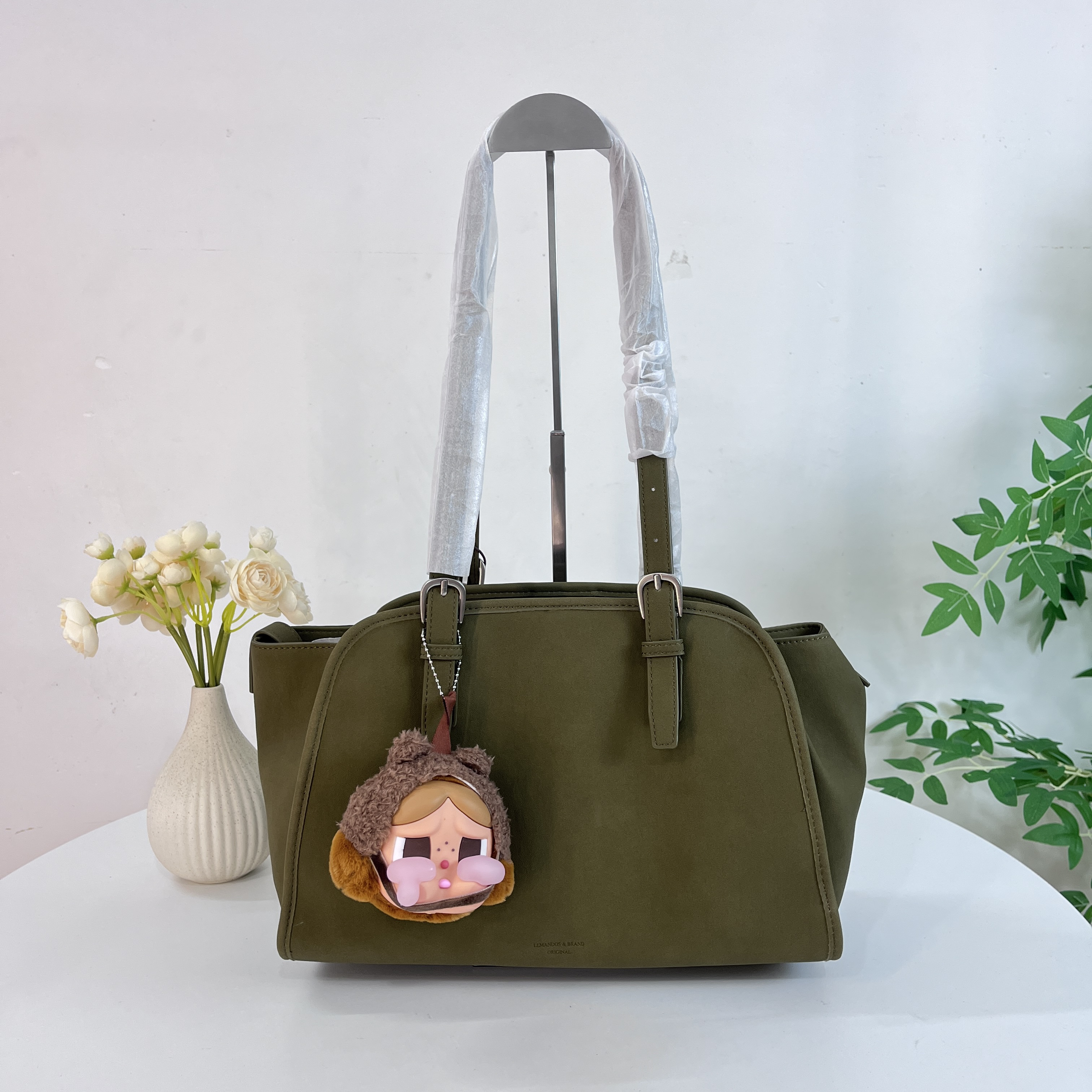 莱曼·多斯款号8891麂皮复古高级感大容量女包