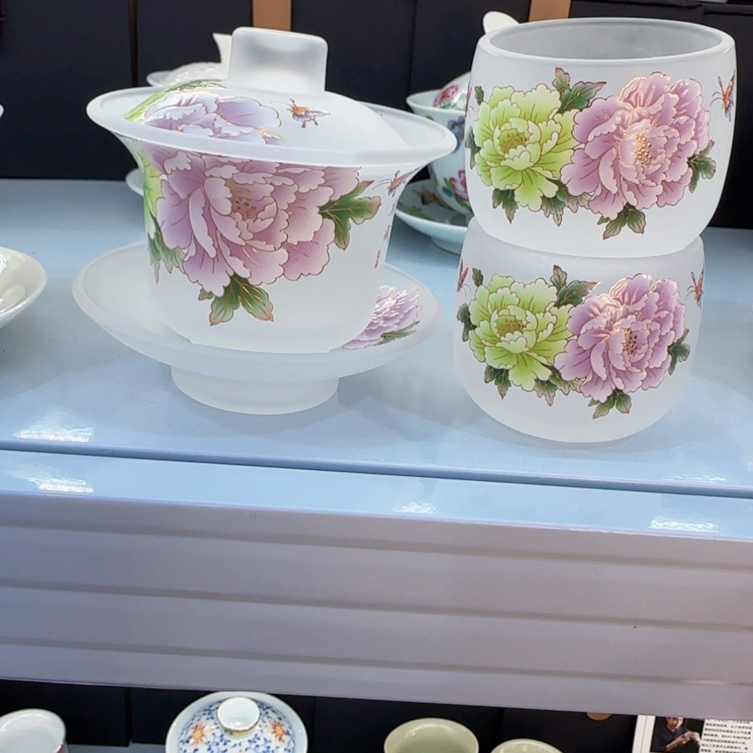 这些盖碗真好看！！！