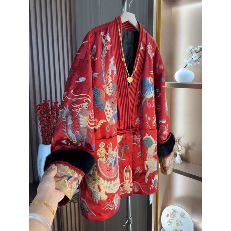 园园-【吉象传承】重工冬季加厚皮草刺绣外套2024D9139