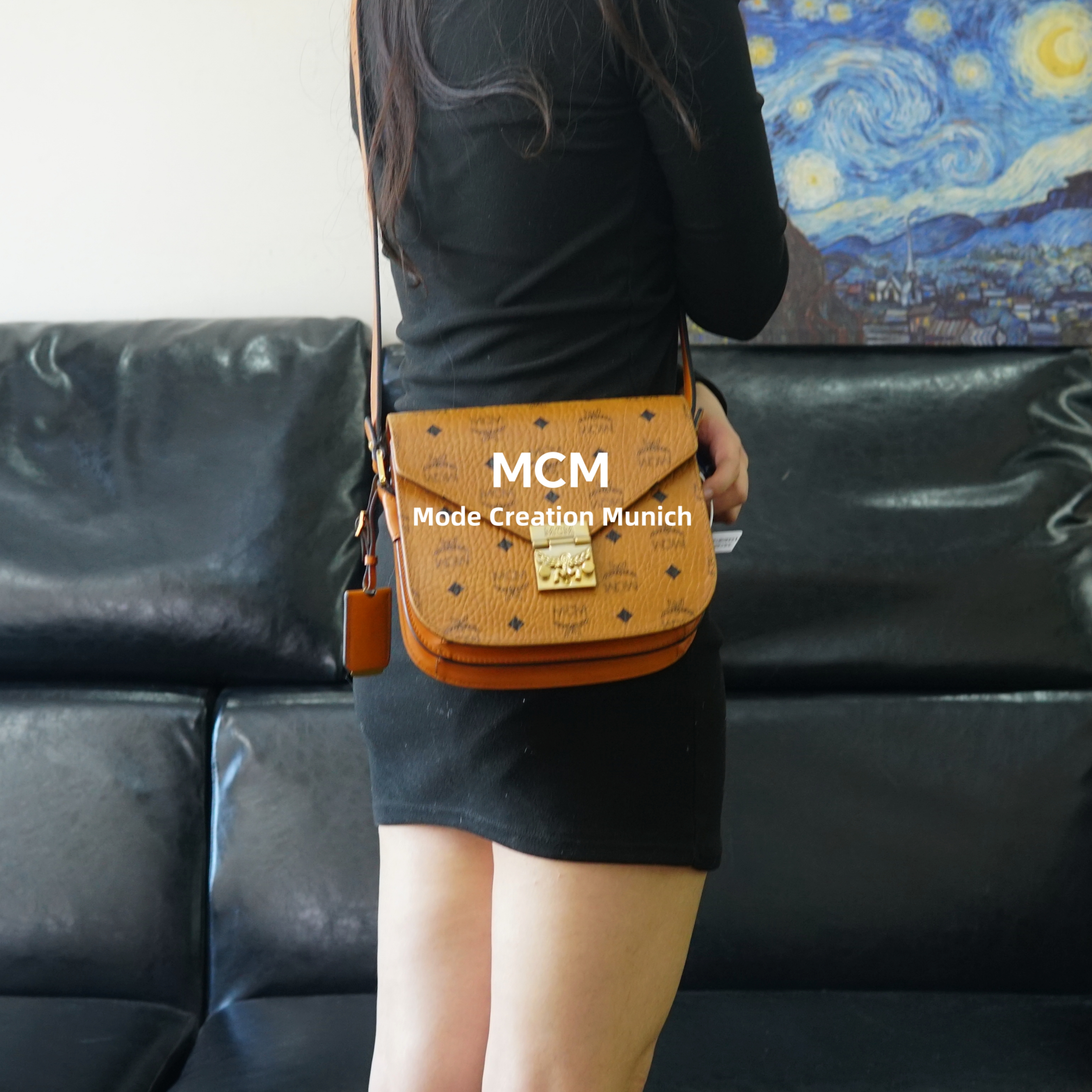 95新 MCM 干邑色马蹄包/SD03622001/2001