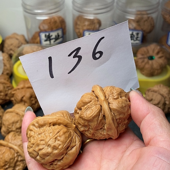 ****思核桃蛤蟆洞等景名胜区