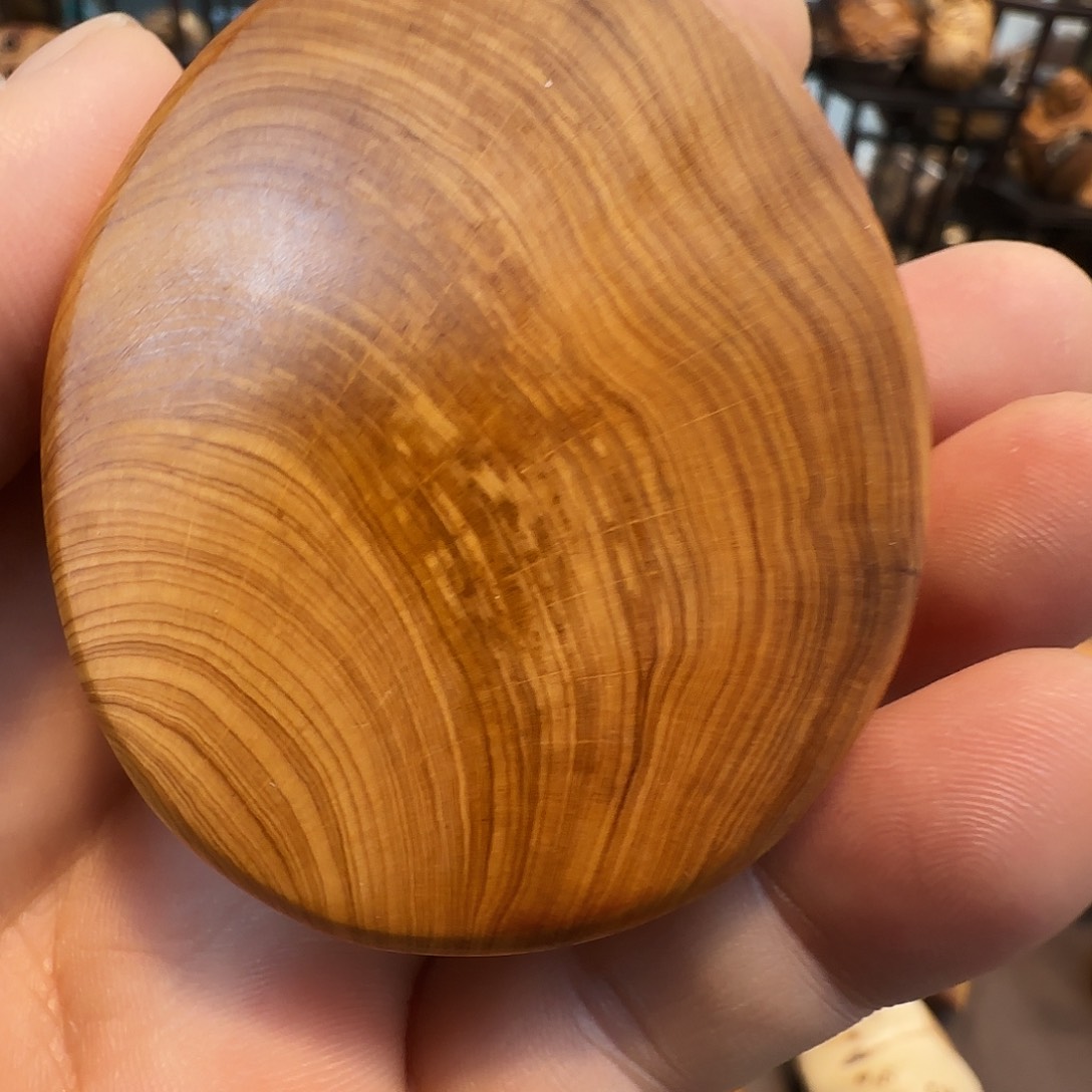 柏木（崖柏）开播福利太行陈化黑油闻香手把件