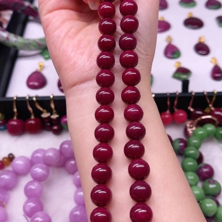 卡10顶货全红圆珠