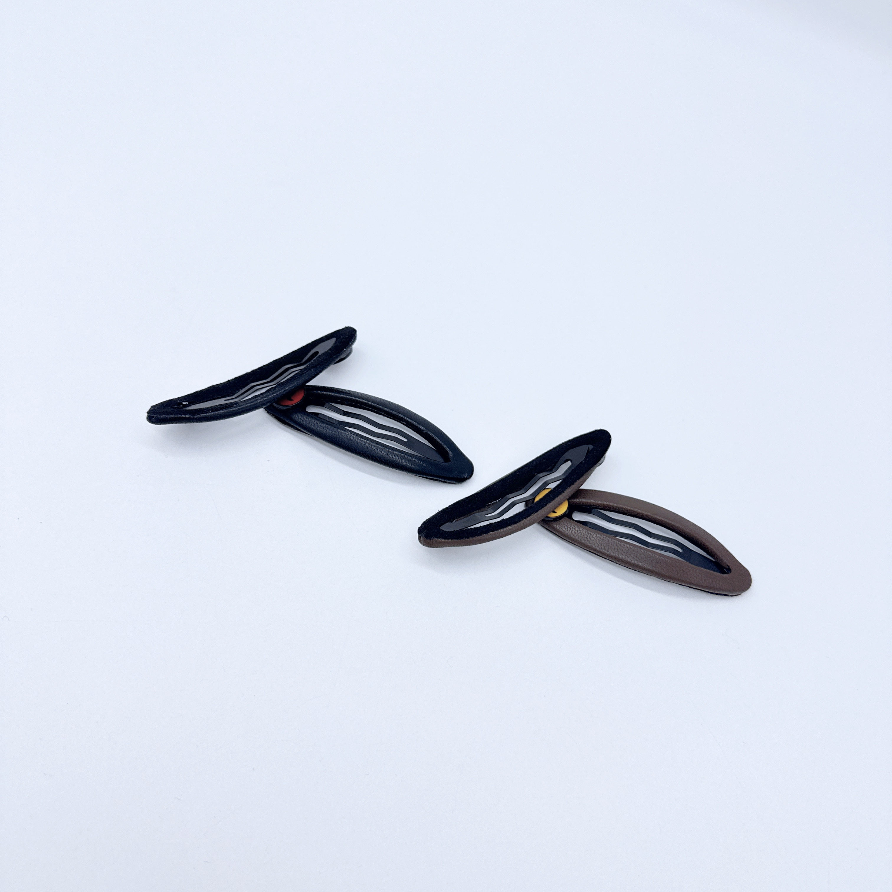 Mi33 亮面小圆标镂空BB夹 Y17060D2-1