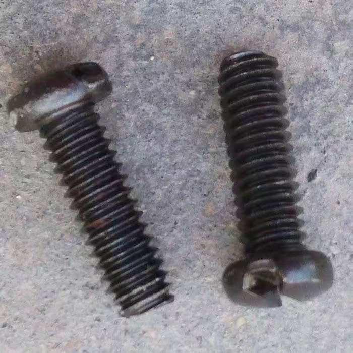 【小吴师傅推荐】老式缝纫机固定锁床固定导线器螺丝两个缝纫配件