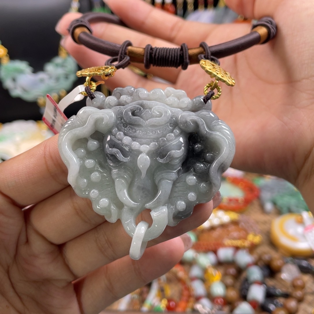 翡翠未镶嵌颈饰代编织