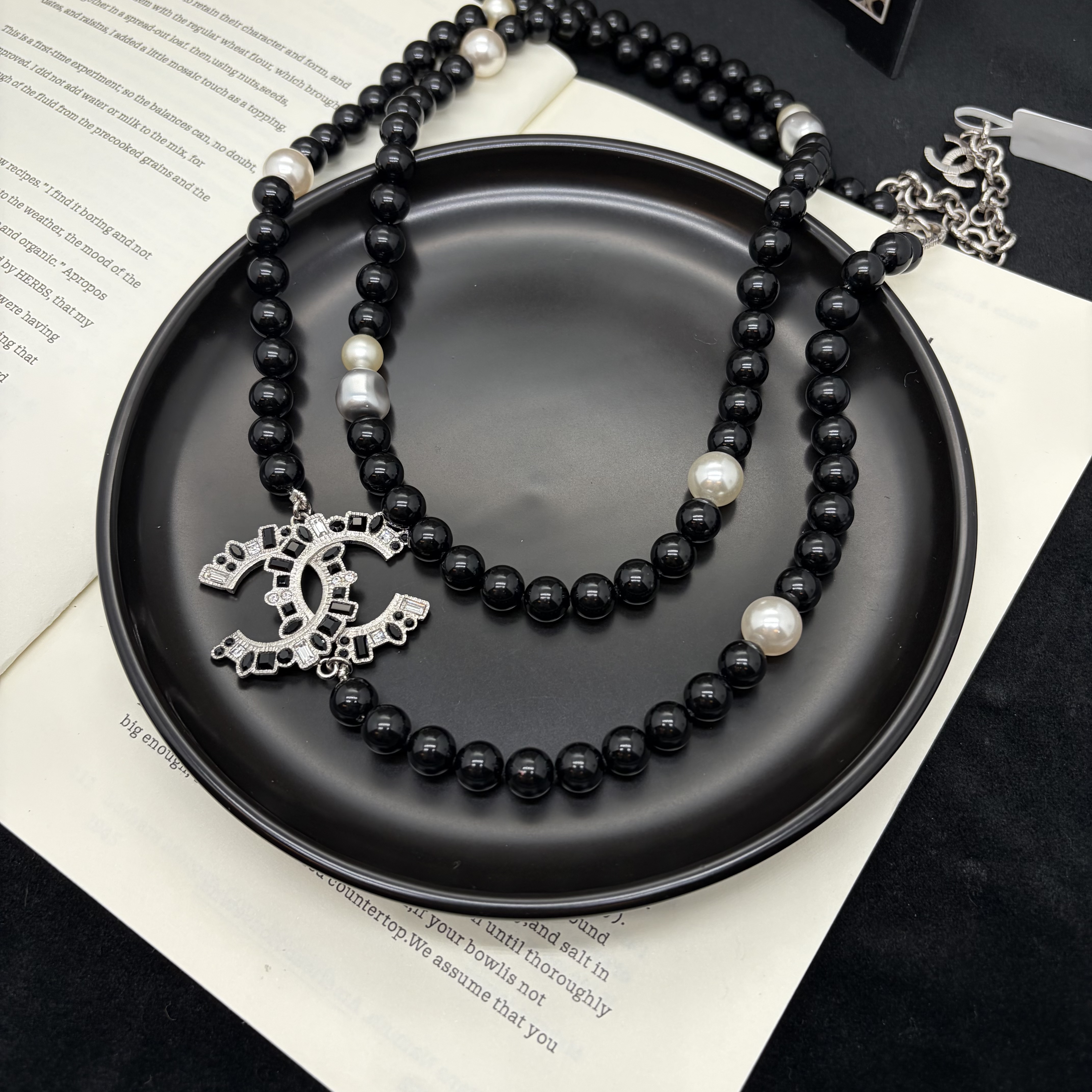 95新 Chanel/香奈儿 香奈儿双c黑色珠珠项链/x07215