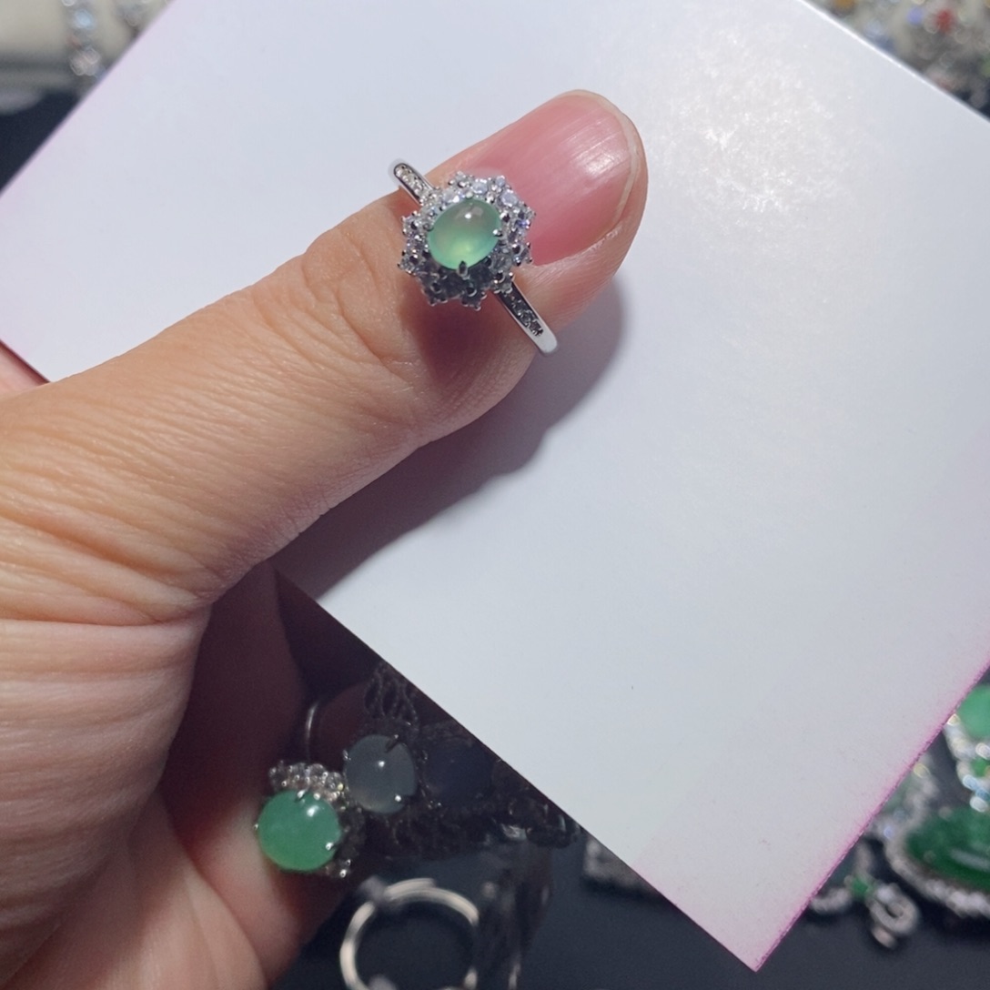 翡翠戒指银S925镶嵌按**茶n j j j