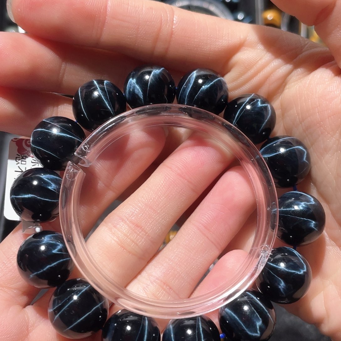 木变石（虎睛石）手链未镶嵌无**?