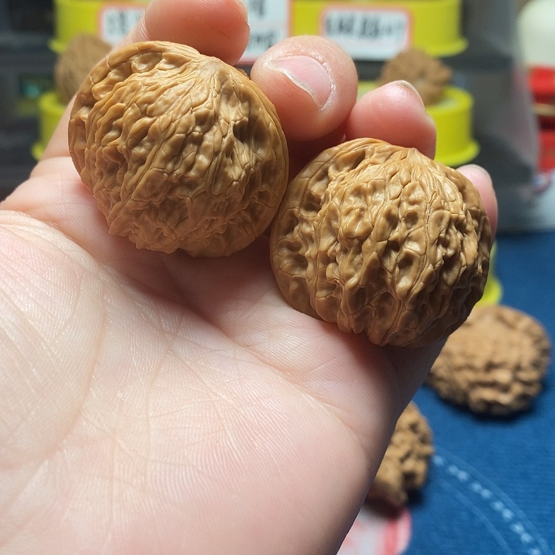 文玩核桃吊坠磨盘