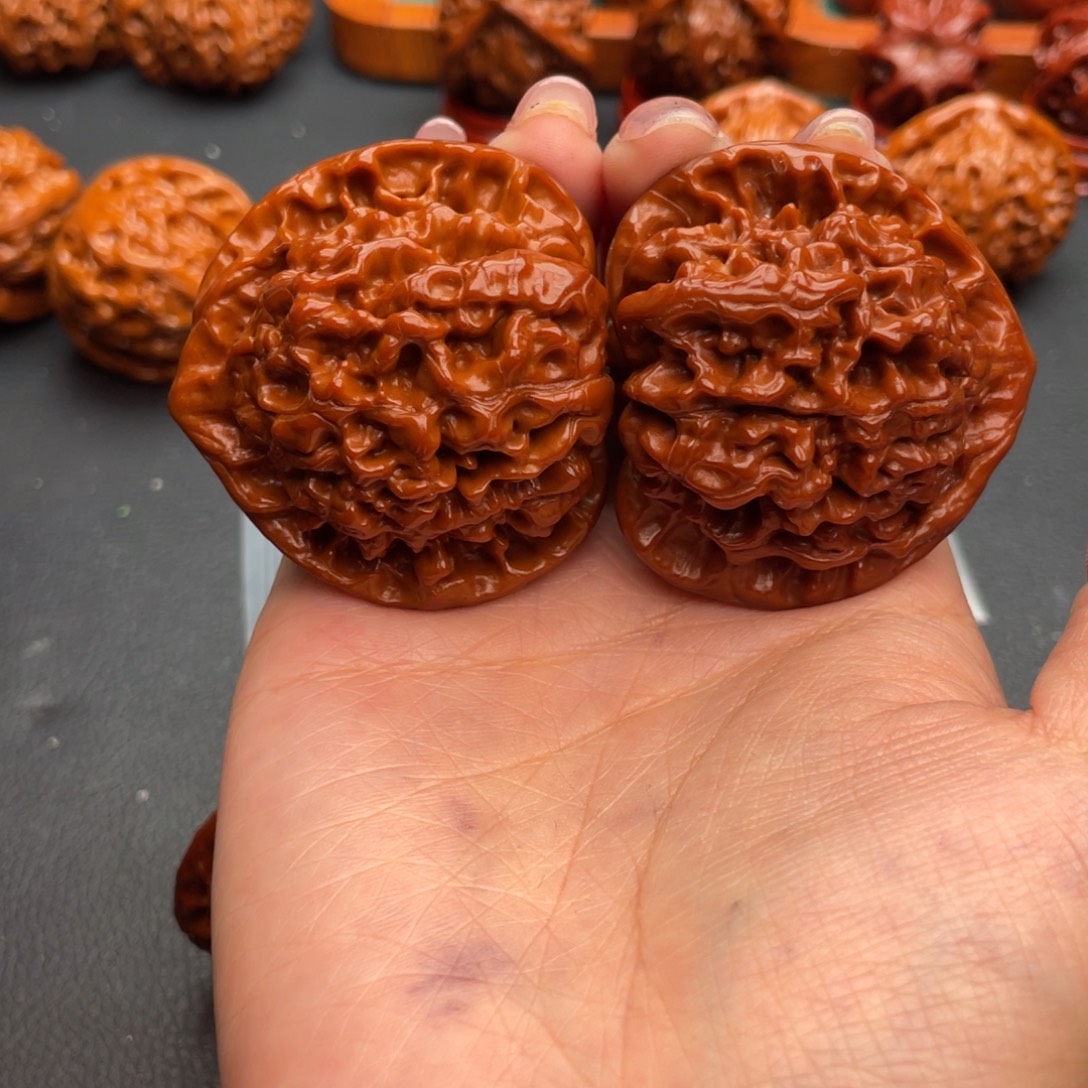 啊***啊文玩核桃把件官帽