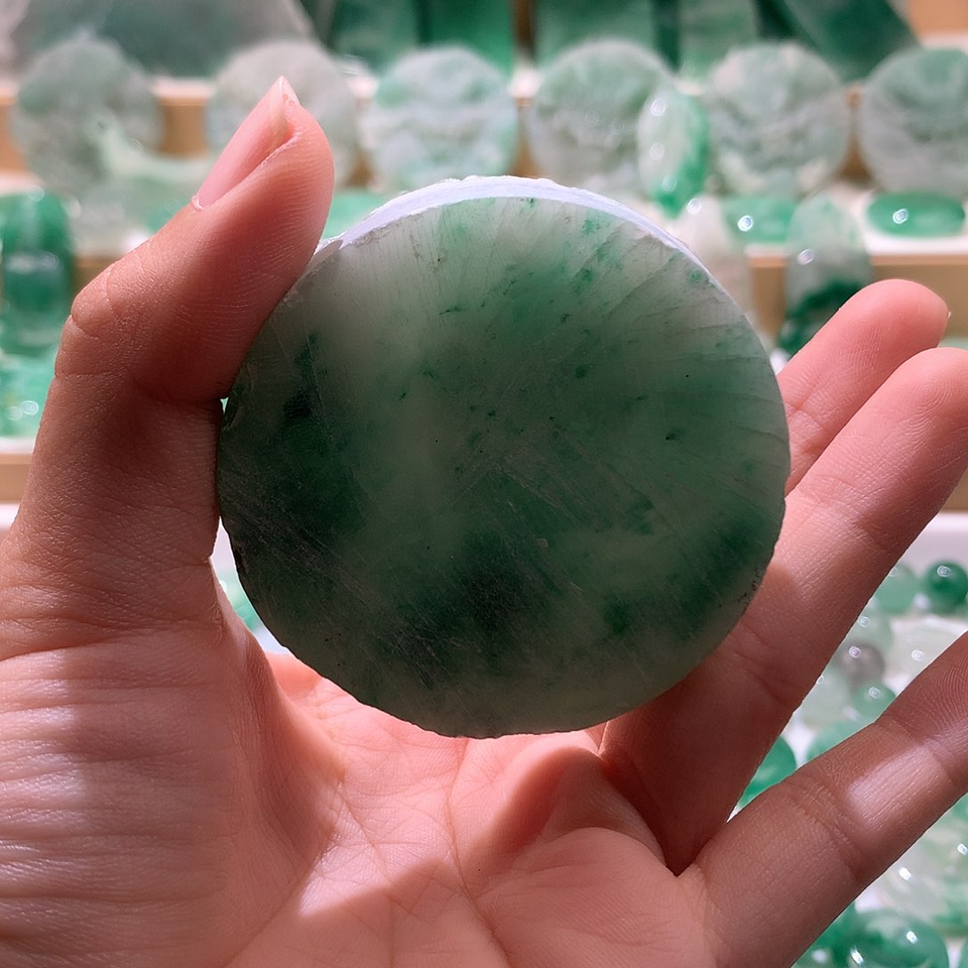 石英质玉未镶嵌珠宝半成品