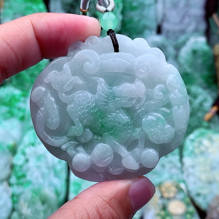 翡翠吊坠(不含链)未镶嵌