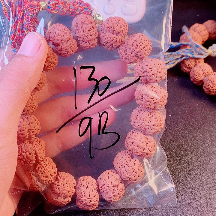 赵***奇吊坠金刚菩提09———-