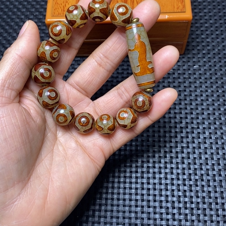 小***桑玛瑙/玉髓未镶嵌手链