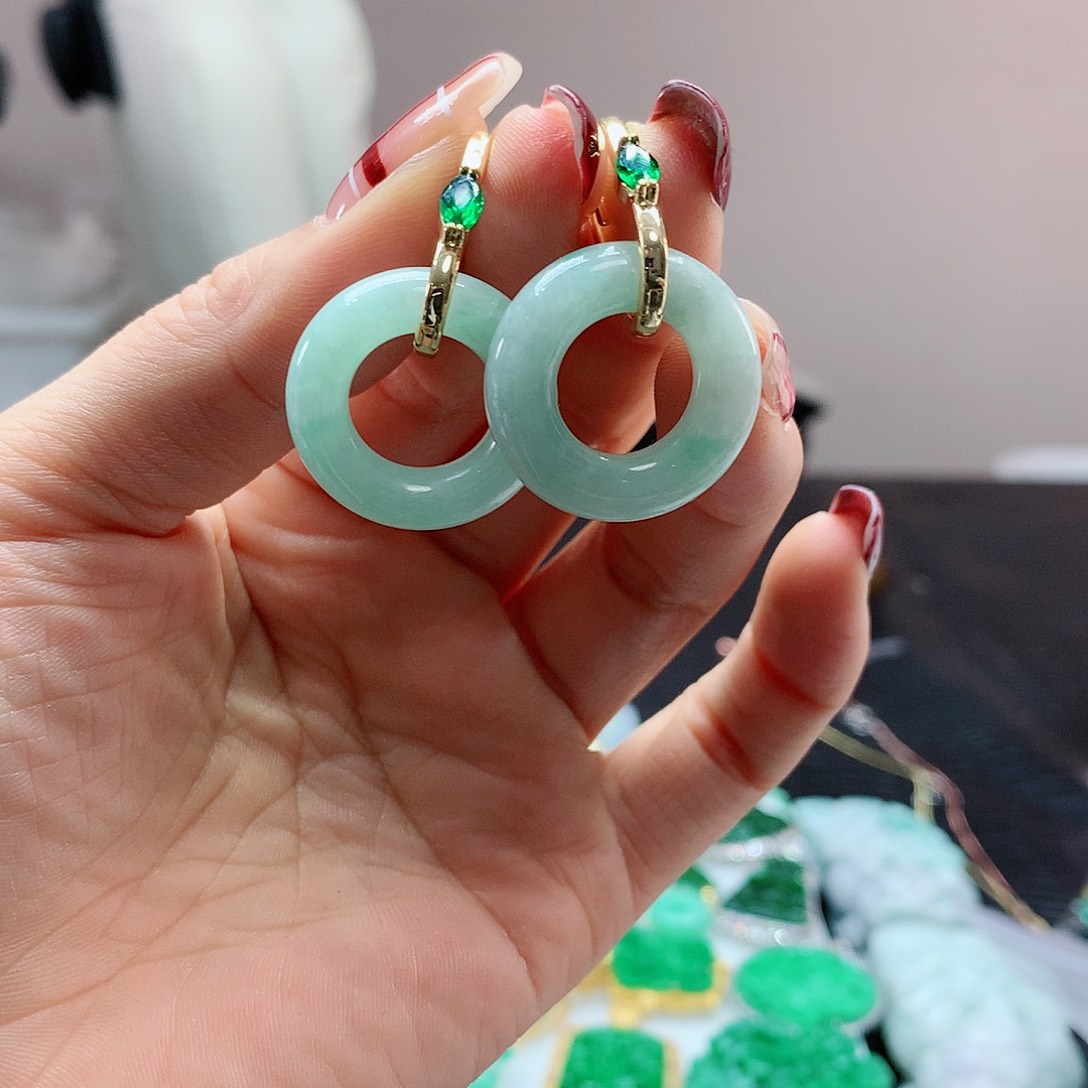 【闪购商品】翡翠耳饰未镶嵌，