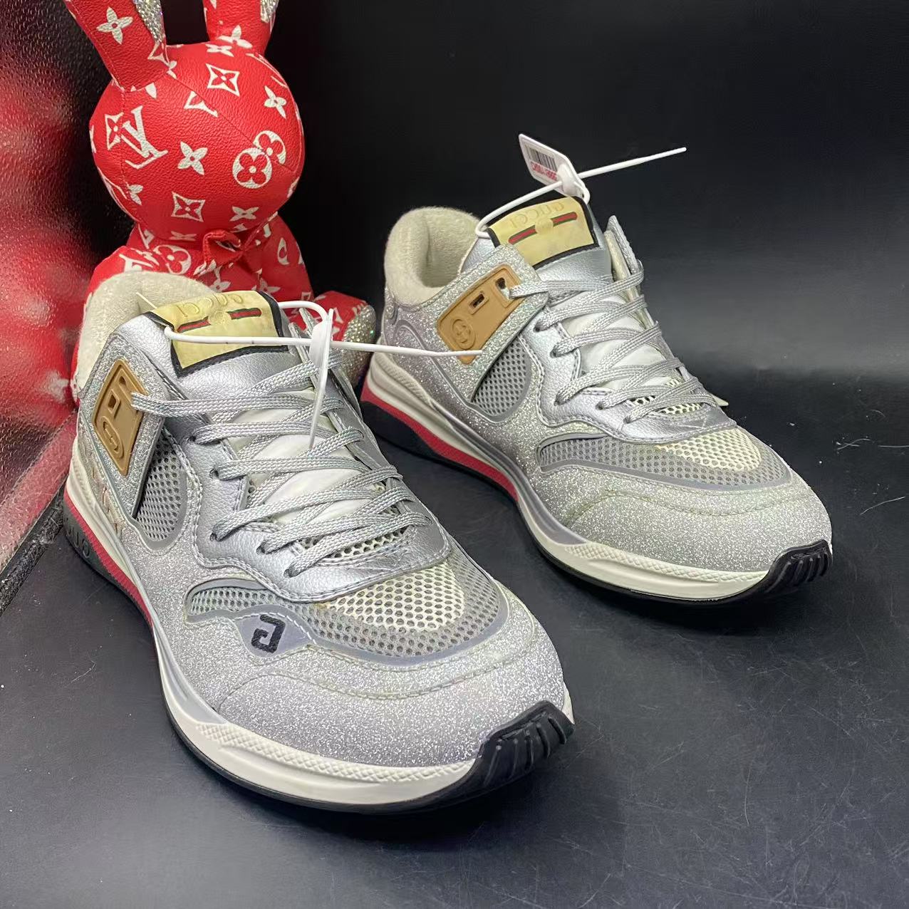 95新 GUCCI/古驰 【聚星福利】银色满天星复古运动鞋42码ddm1922