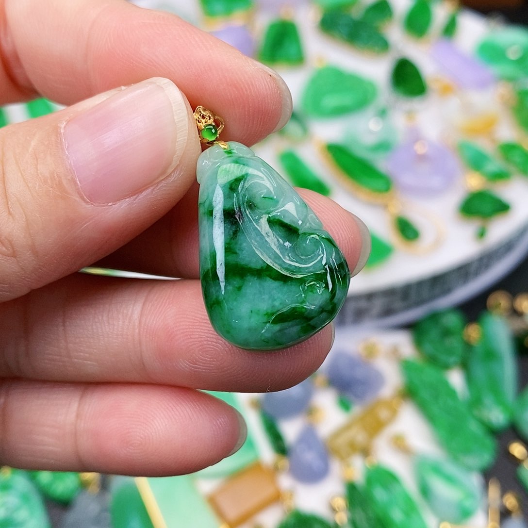 翡翠18K金镶嵌吊坠(不含链)