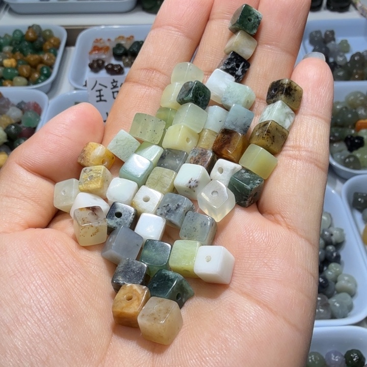 未镶嵌和田玉珠宝半成品卡7