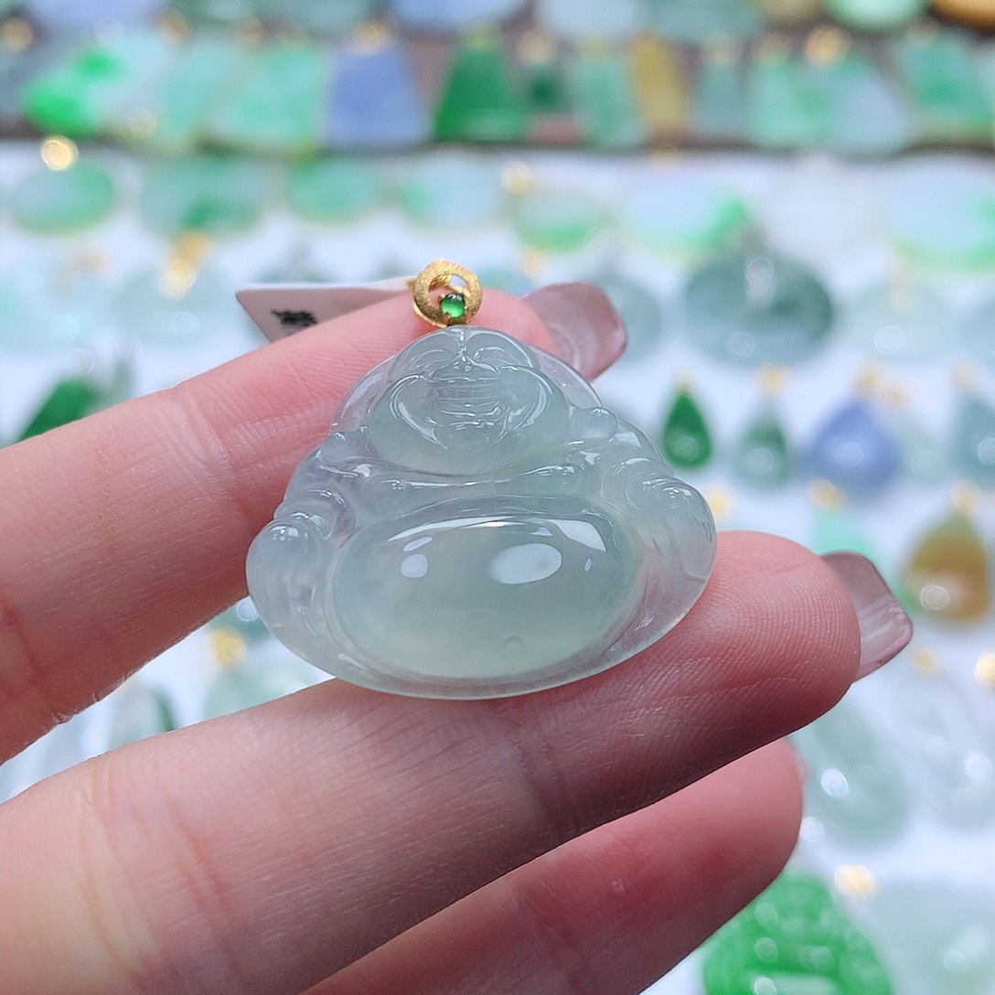 翡翠颈饰未镶嵌翡翠