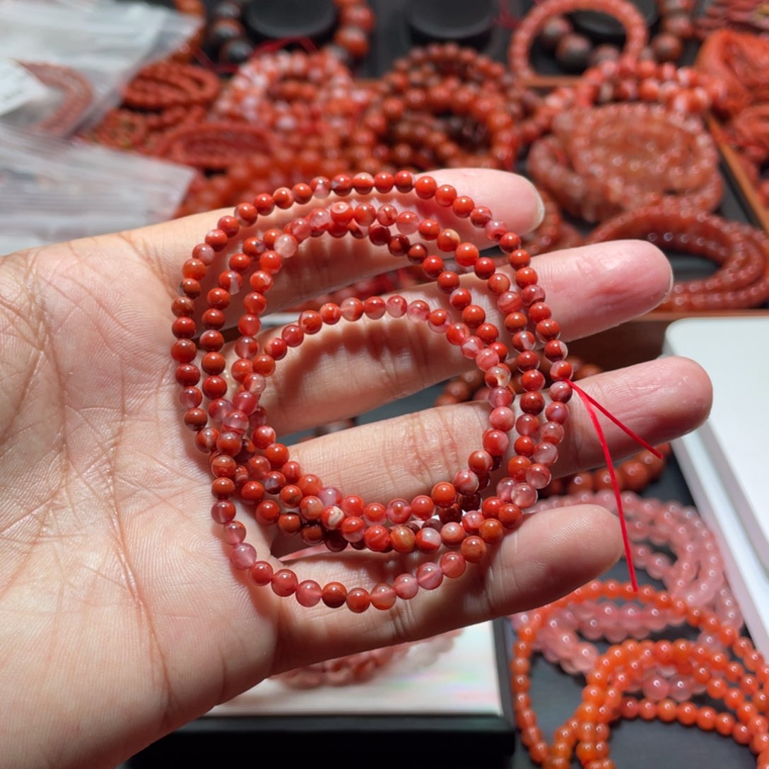 南红玛瑙手链未镶嵌