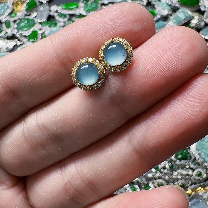 翡翠颈饰未镶嵌天然A货翡翠放漏