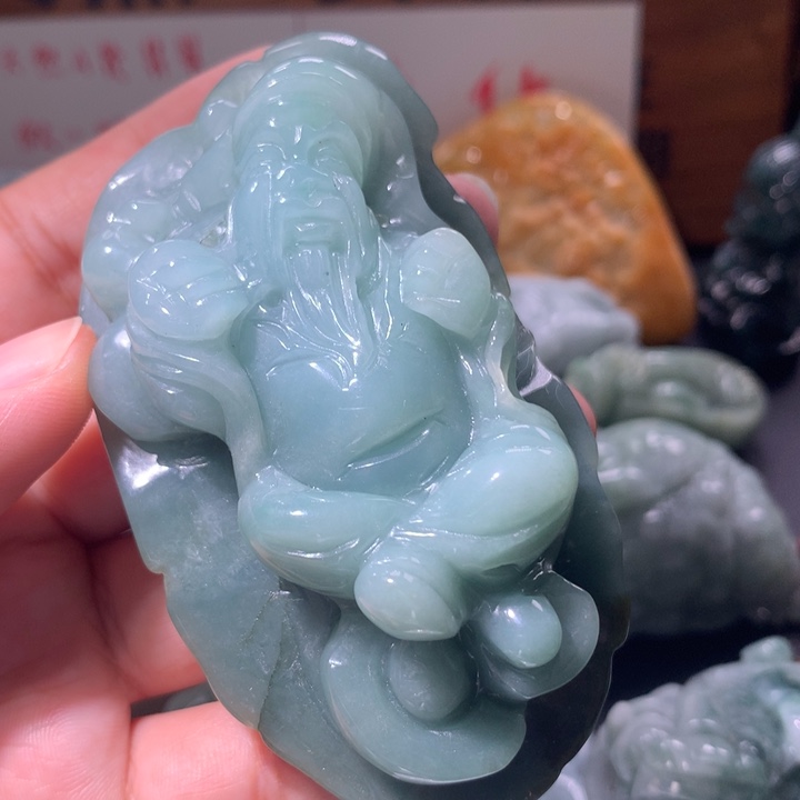 翡翠未镶嵌颈饰保真天然A货翡翠