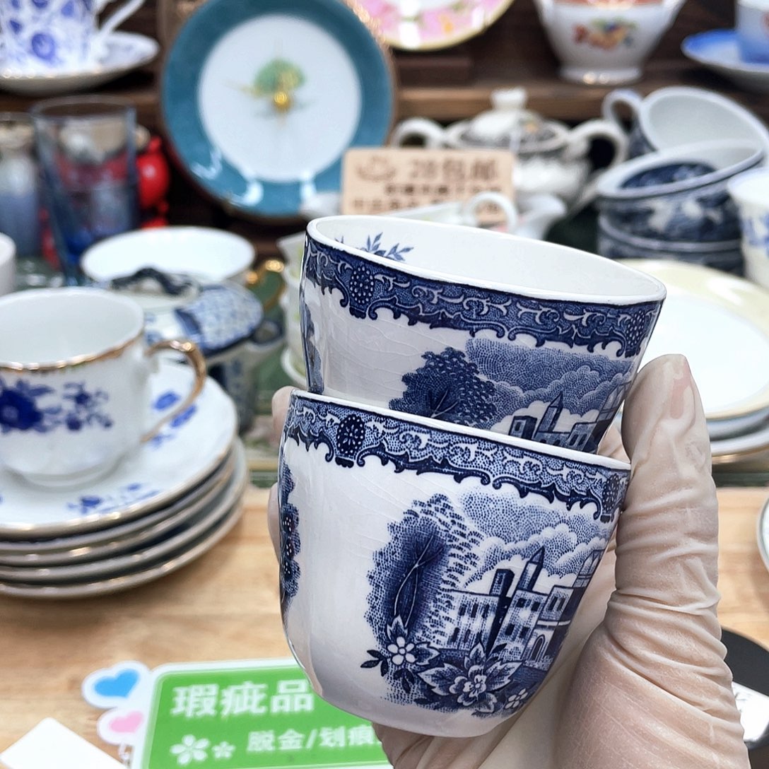 R***号鹿屋家的美丽咖啡杯