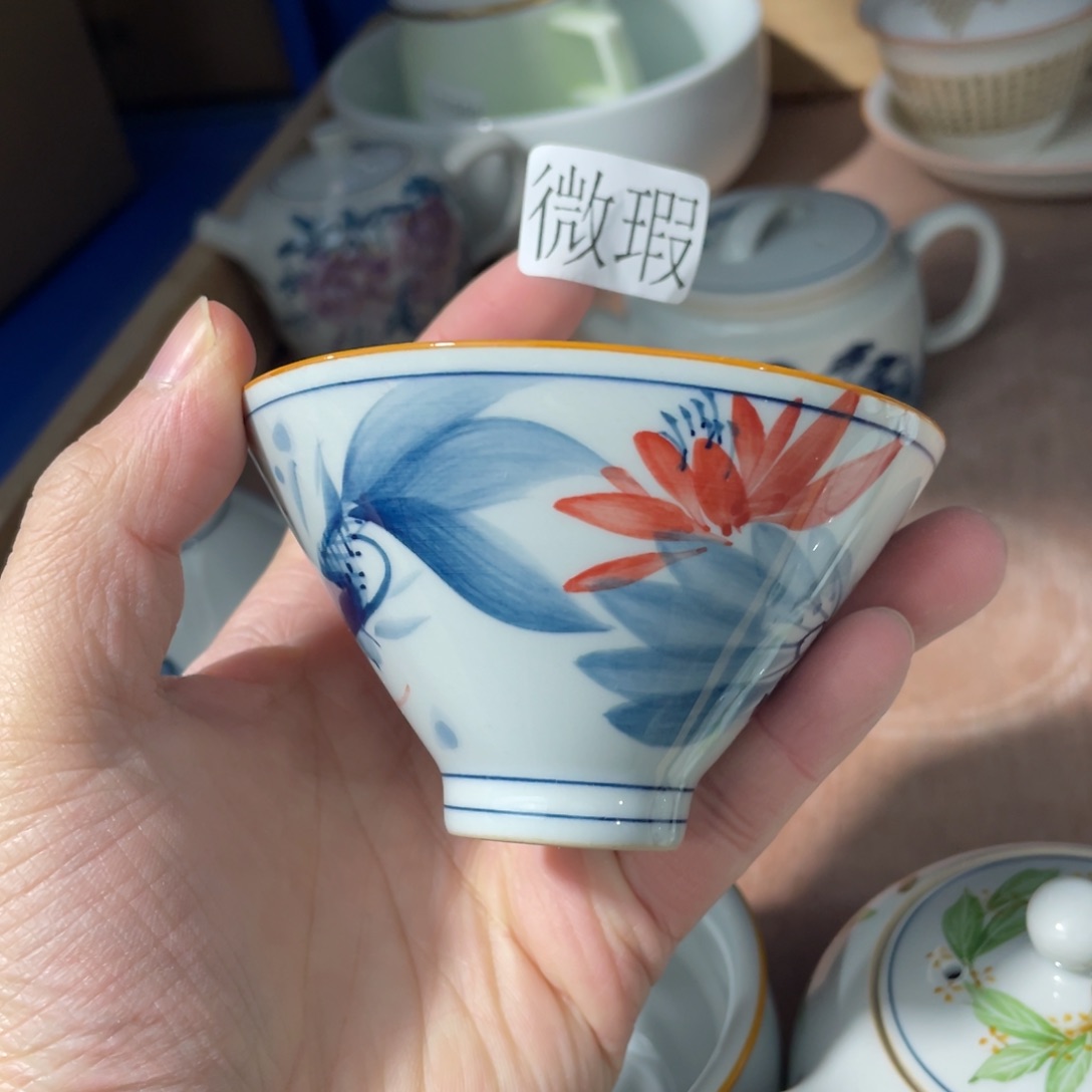釉下手绘茶具微瑕