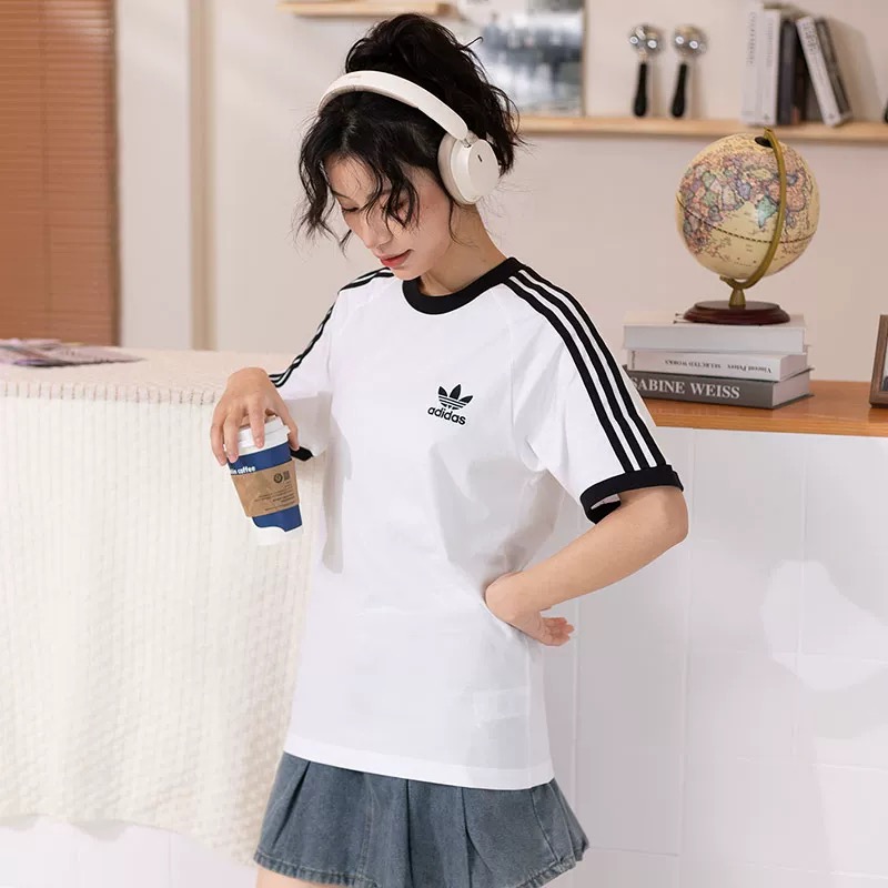 阿迪达斯三叶草男女短袖流光风运动休闲半袖透气圆领T恤 KB2460