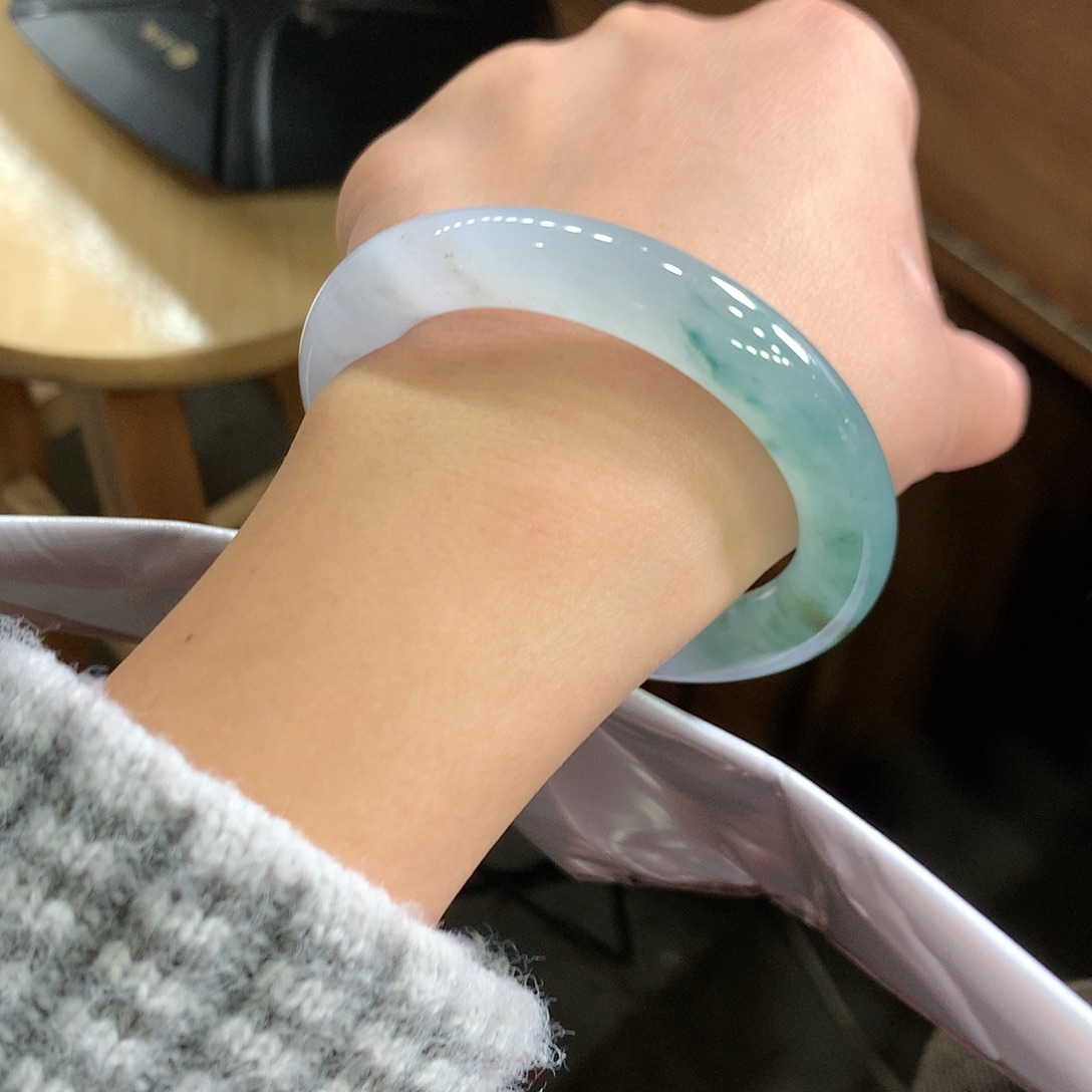 长***央翡翠未镶嵌手镯（圆镯）7号冰胶起光半山水 大漏