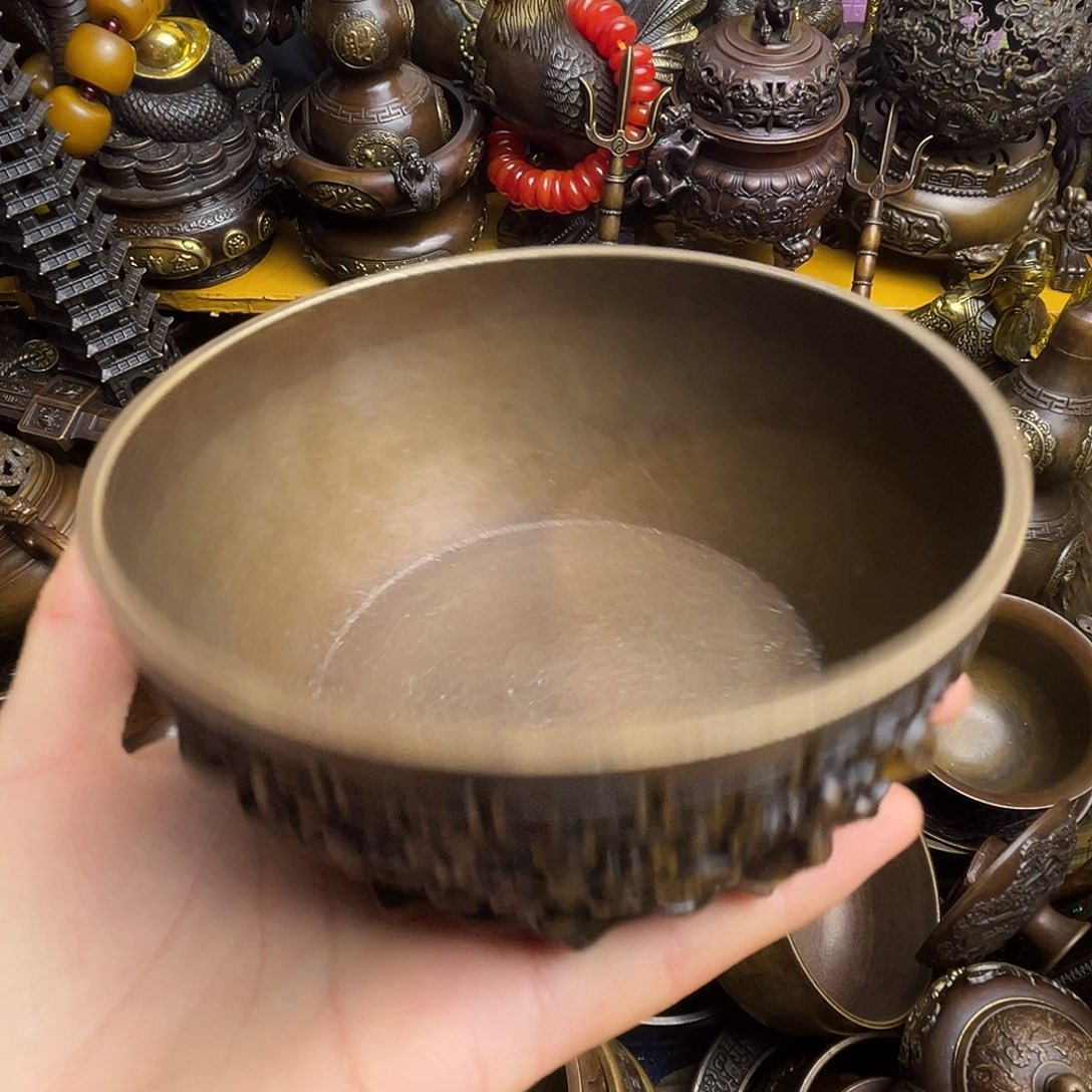 原矿风磨铜精美聚宝盆 