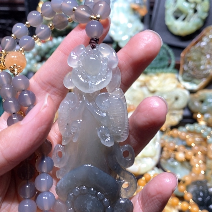 岫玉毛衣链未镶嵌