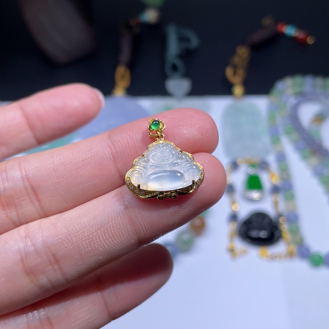 翡翠颈饰18K金镶嵌?*橙佛