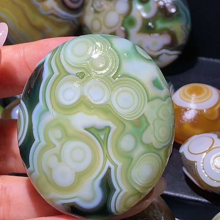 玛瑙/玉髓未镶嵌珠宝奇石114