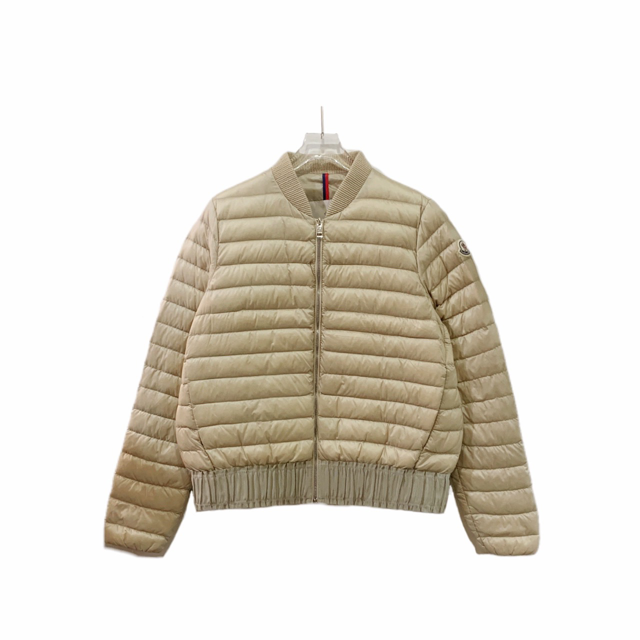 99新 蒙口 001312 moncler 蒙口 米白色尼龙轻薄短款羽绒服 2码