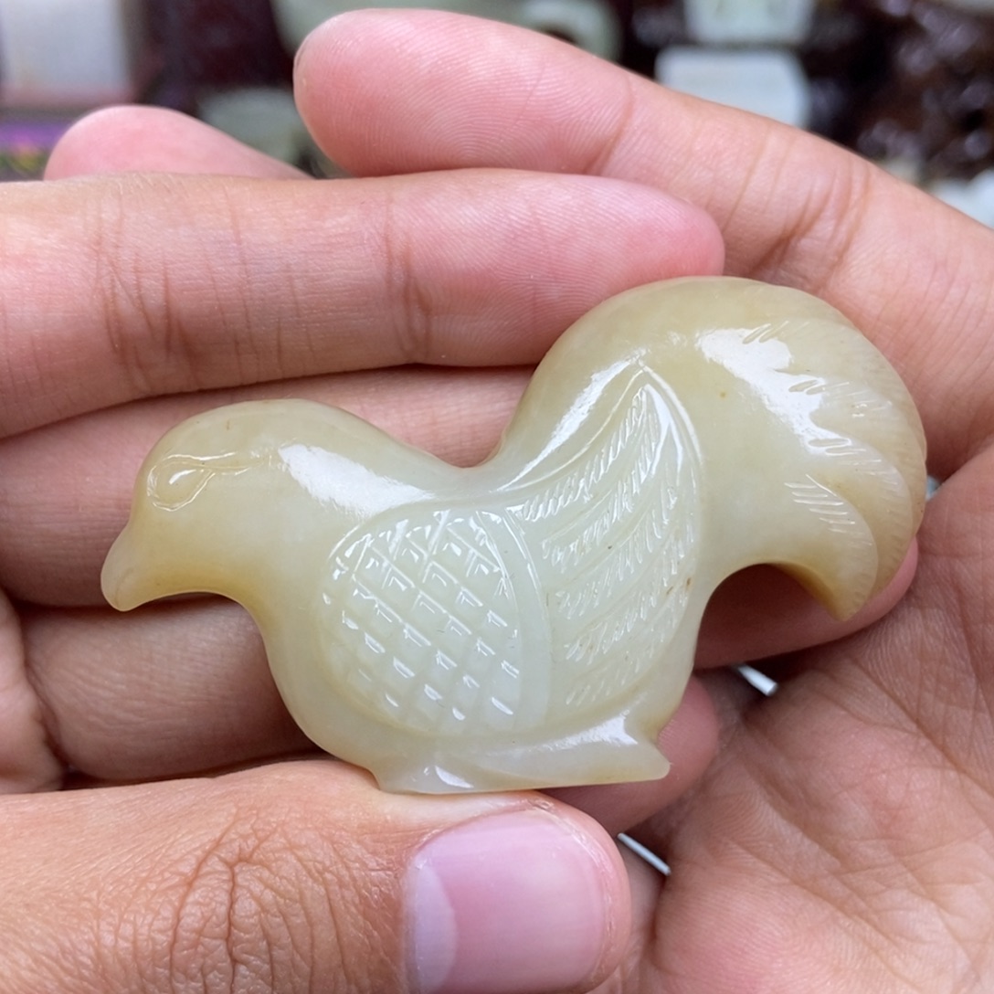 和田玉未镶嵌把件