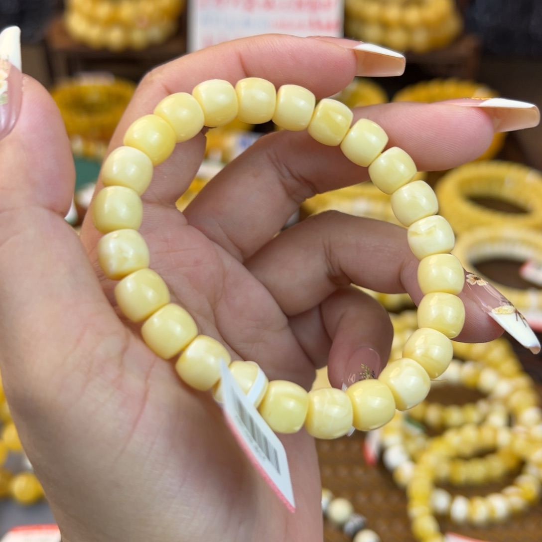 琥珀裸石未镶嵌nhgbbnjjjnnnnmmm