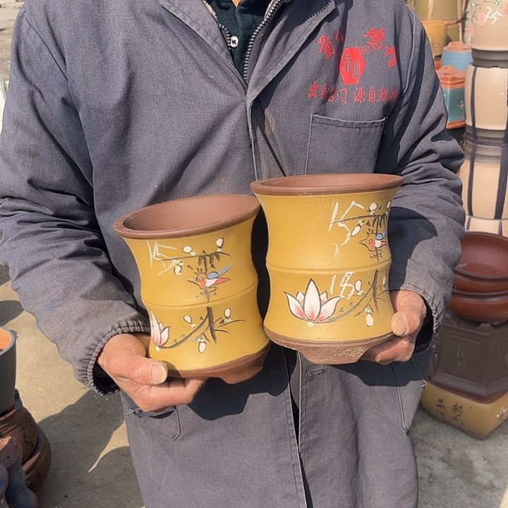 紫砂紫砂花盆和一